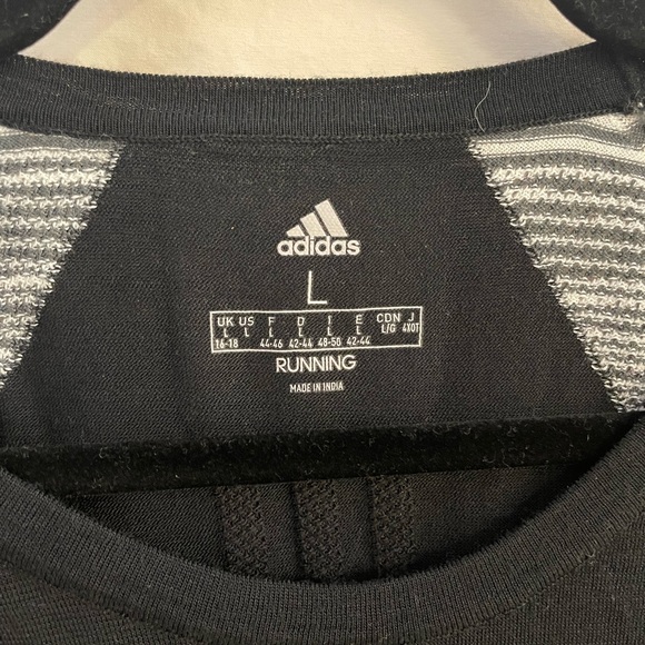 Adidas x Missoni Shorts and Top in Black & Gray. Size: L. - Picture 4 of 6